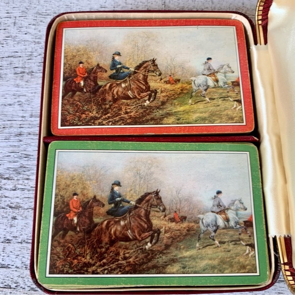 Vintage Pinochle Cards Riding to the Hounds 2 Decks in Case - Picture 3 of 8